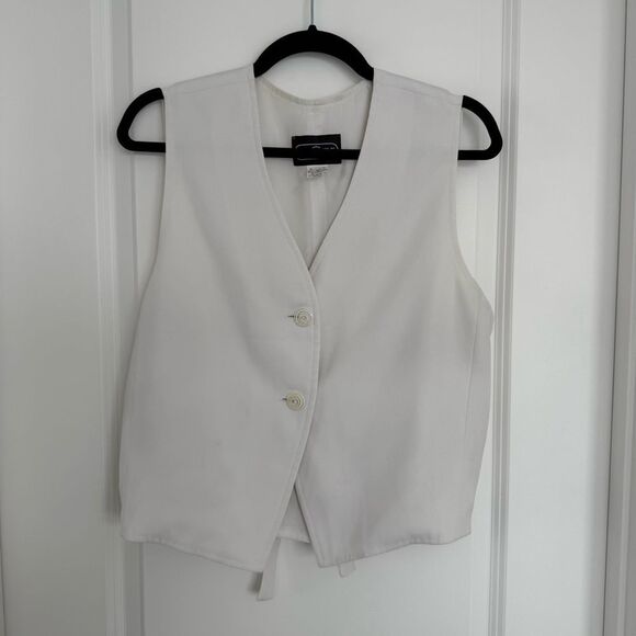 COUTURE | Vintage white vest - Picture 2 of 10